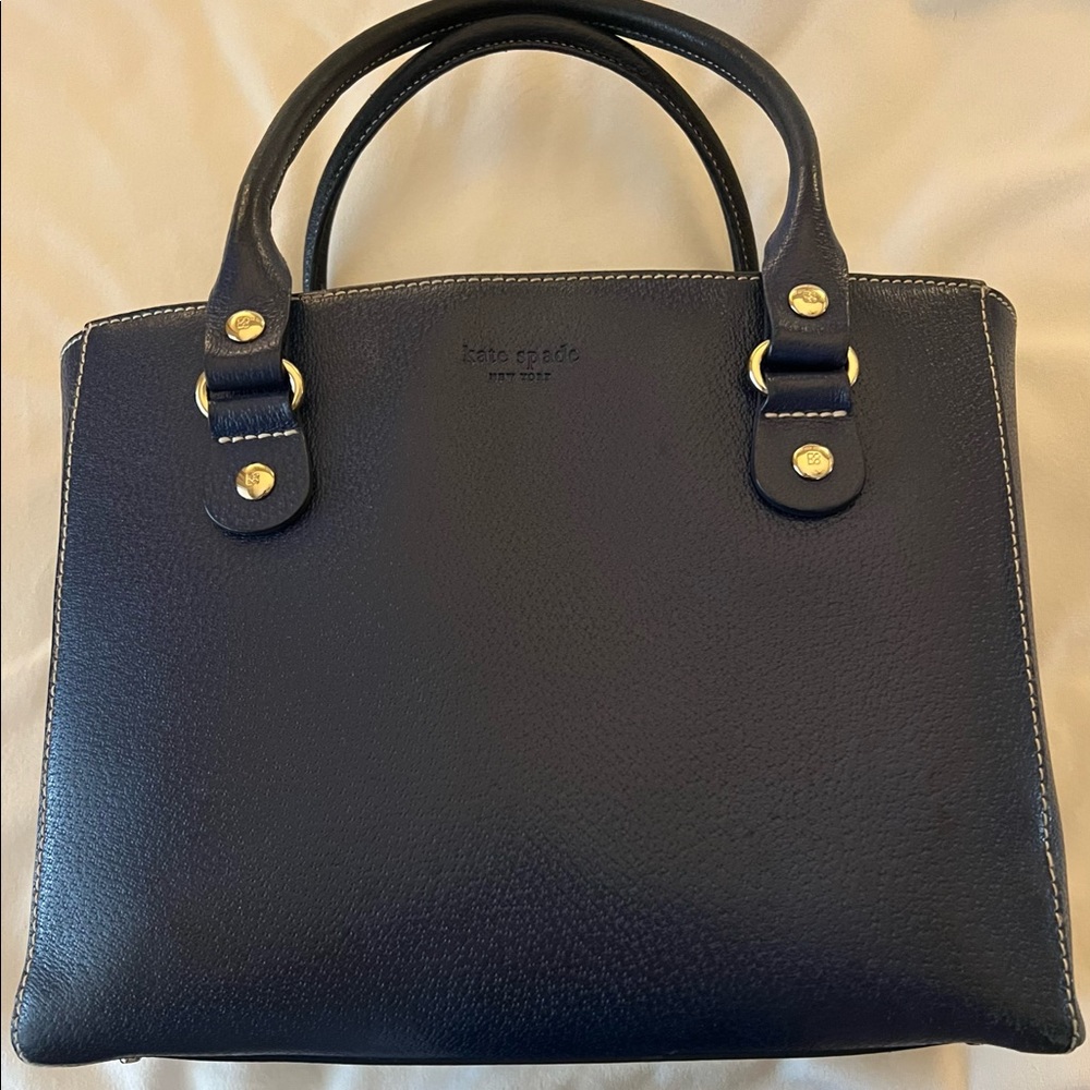 Kate Spade blue shoulder bag. Is in good Condition!